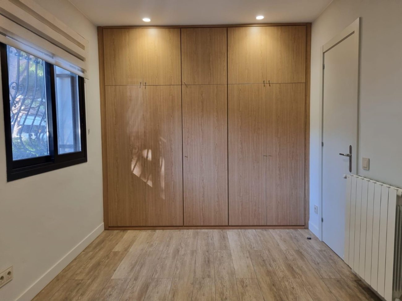 Location of the house: the quietest area, less than 100 meters to Castelldefels beach
