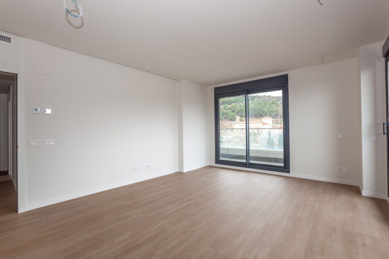 A new modern complex in the nearest suburb of Barcelona, a 5-minute walk from the sandy beach