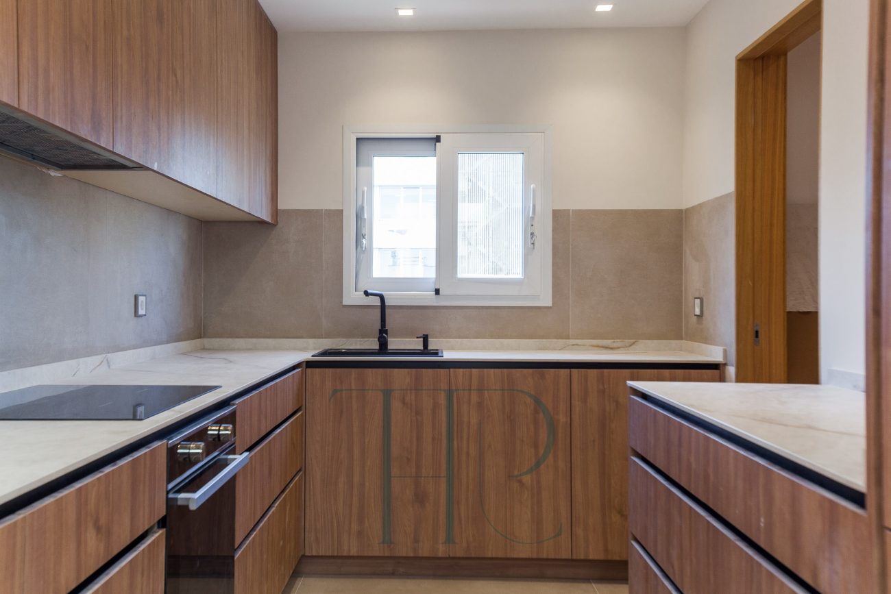 Spectacular penthouse with two large terraces and high-quality finishes