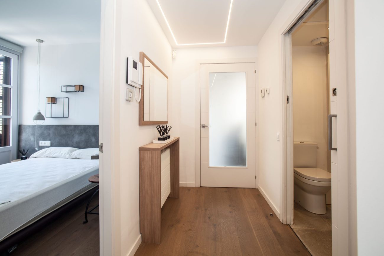 Spectacular apartment in a stately building in the heart of Barcelona