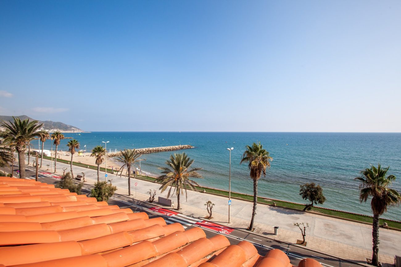 An Exclusive House on the first line to the sea in Sitges