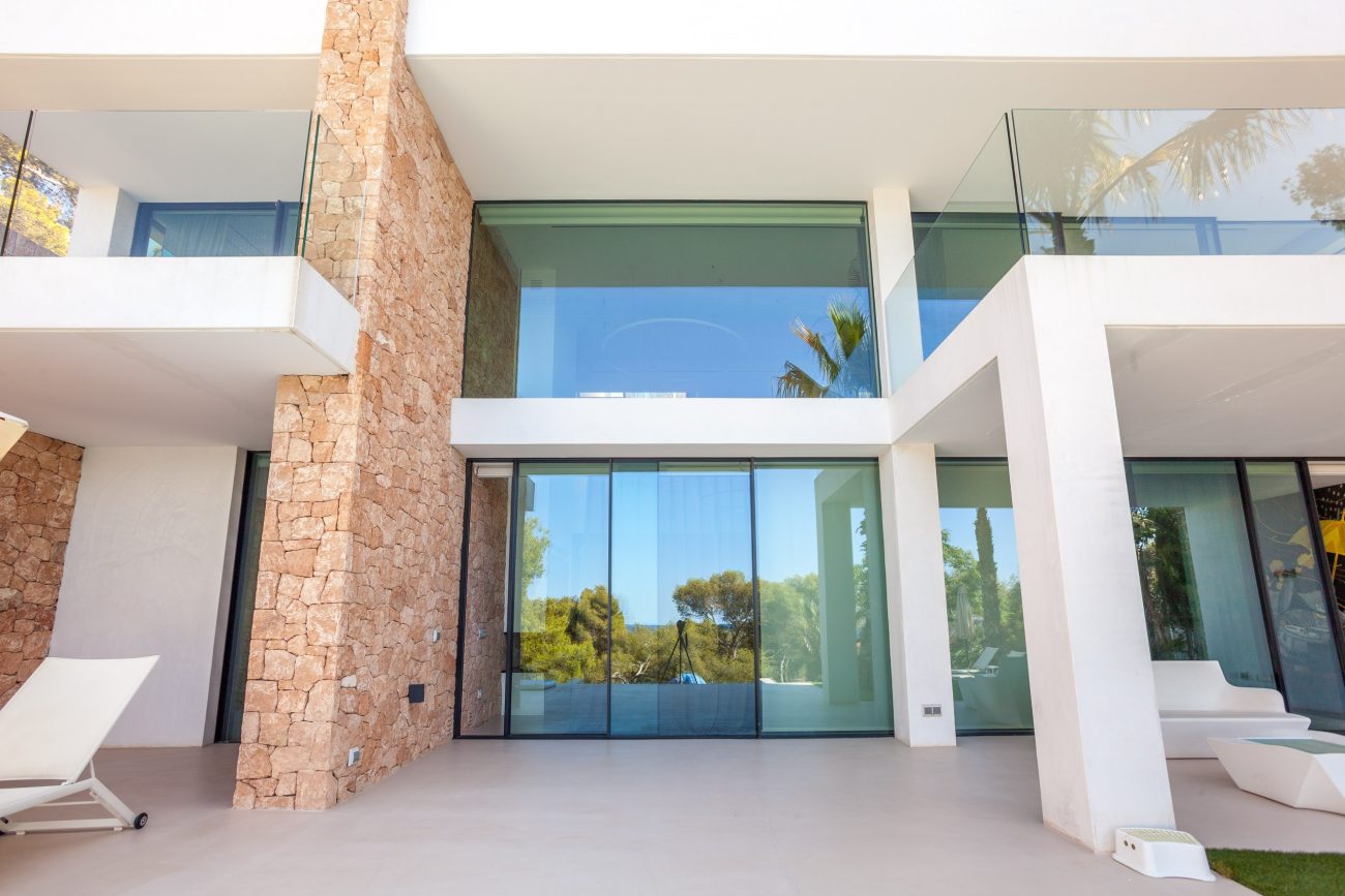 A Splendour Retreat in Castelldefels