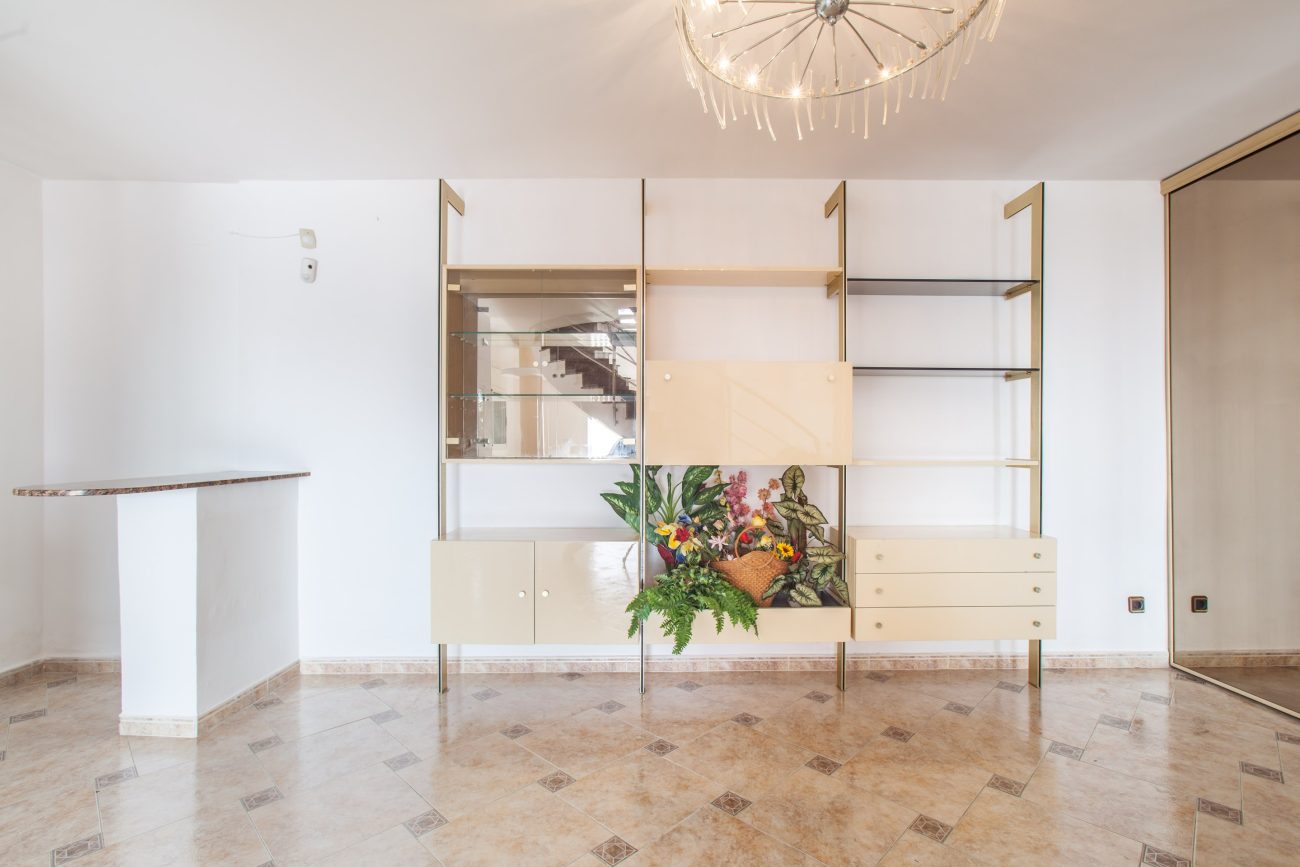 Bright house with sea views in Sitges