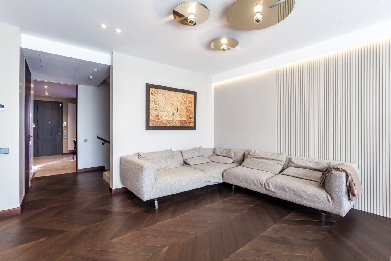 Immerse yourself in the luxury seaside experience in this frontline gem in Castelldefels with eco-innovative and technological features!