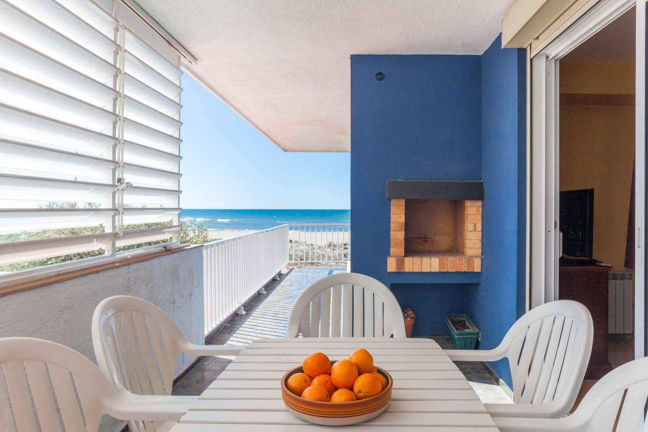 Feel the Mediterranean experience in Les Botigues de Sitges
