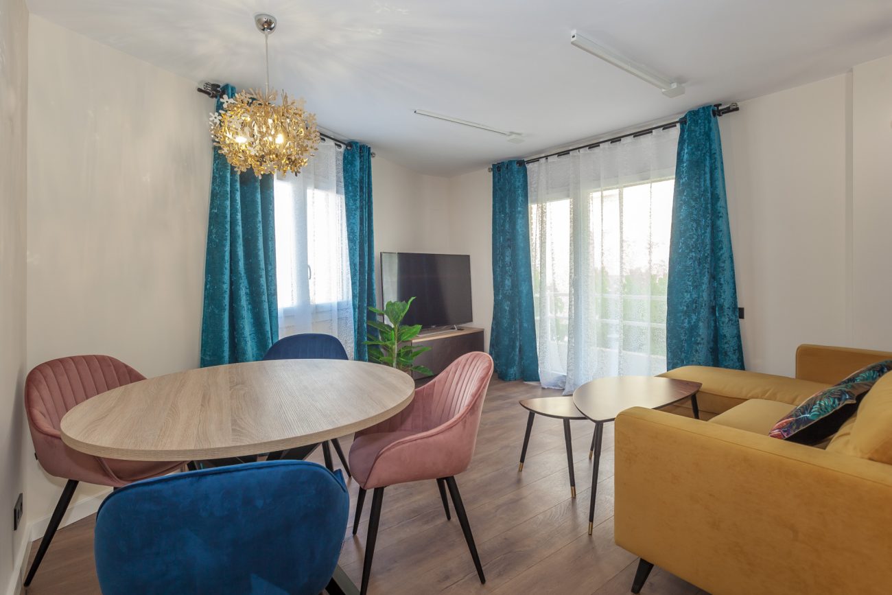 Spectacular newly renovated apartment