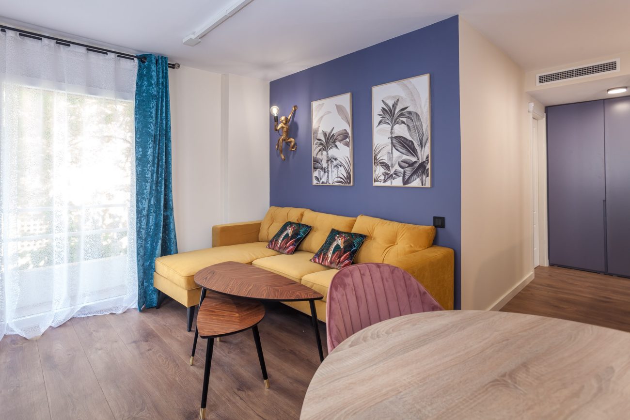 Spectacular newly renovated apartment