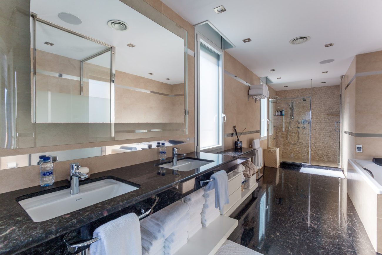 An Exclusive House on the first line to the sea in Sitges