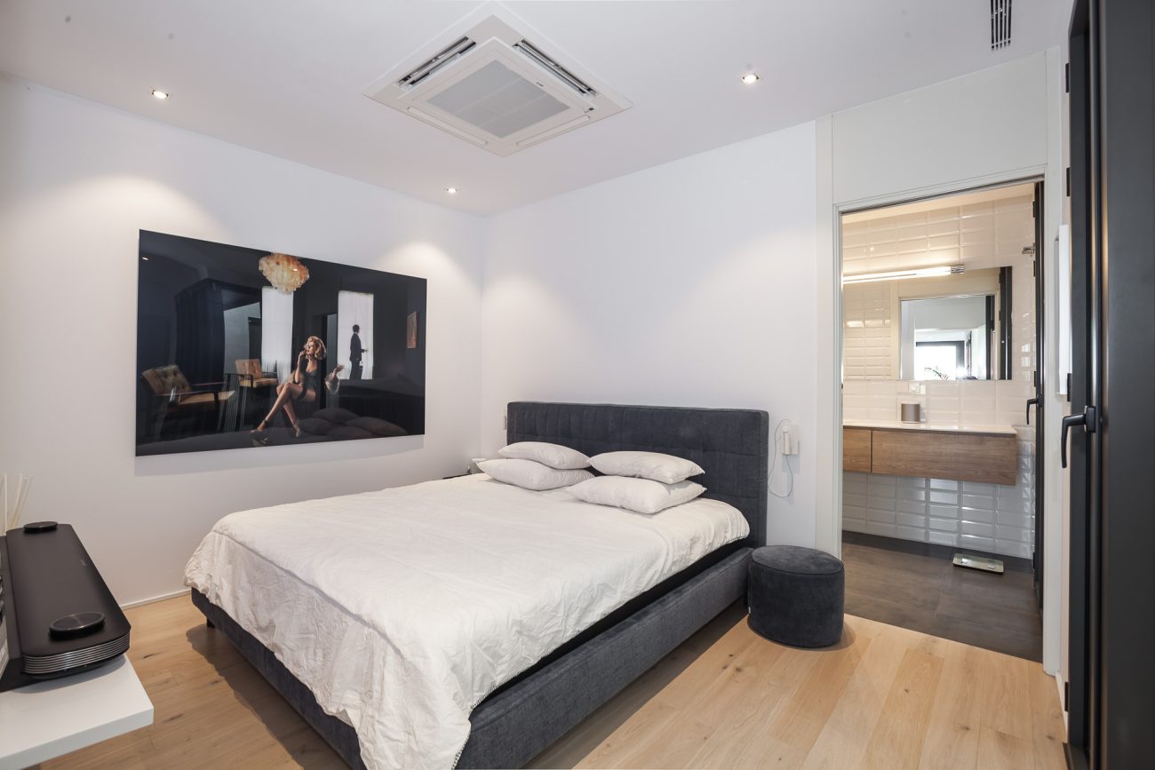 Modern apartment in Gran Via