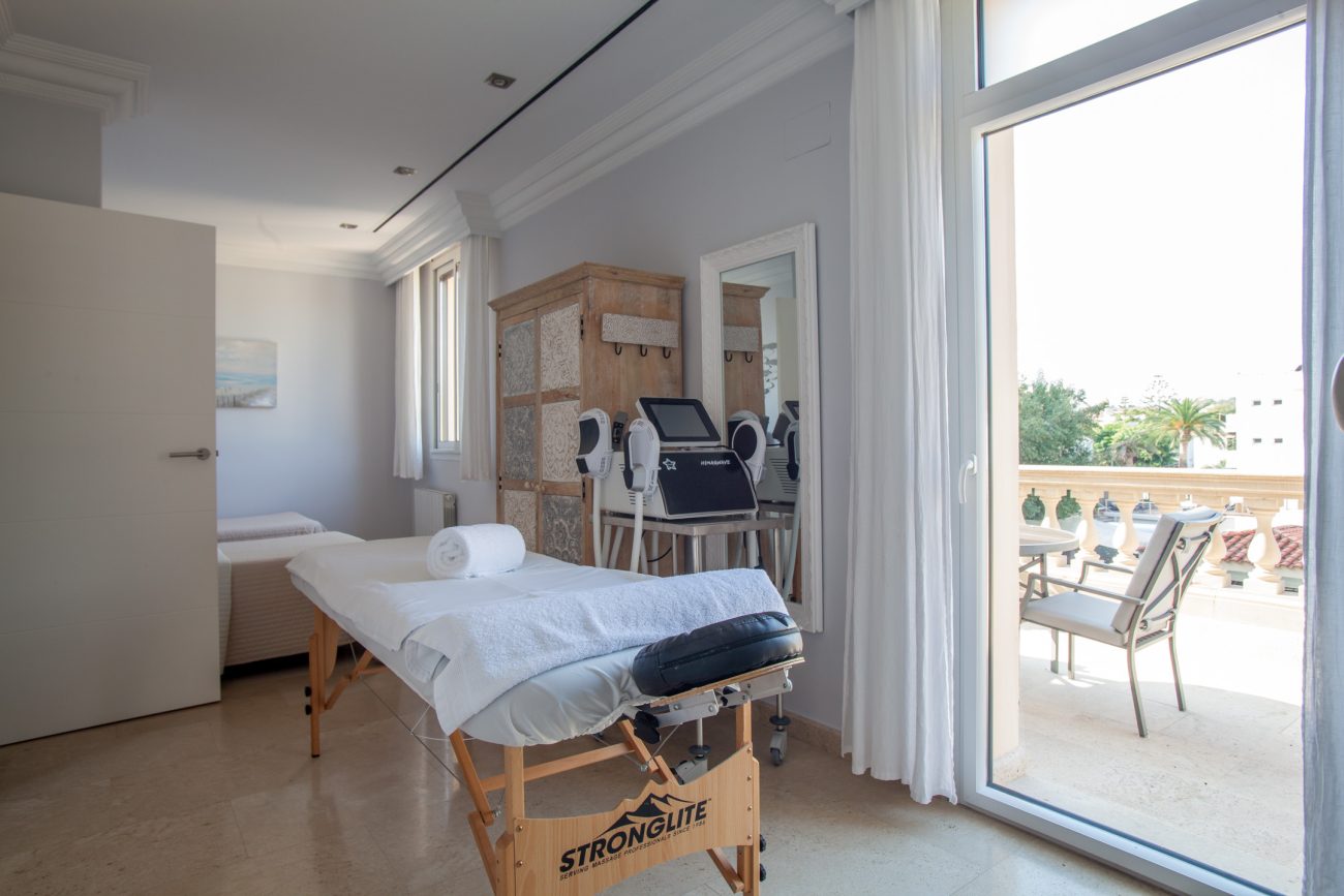 An Exclusive House on the first line to the sea in Sitges