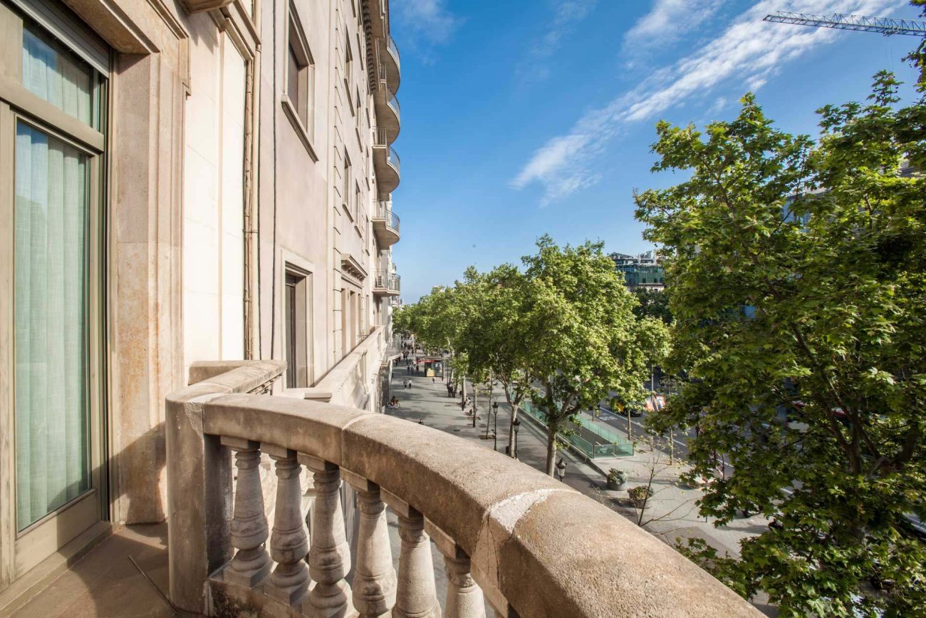 Spectacular flat in front of la Pedrera