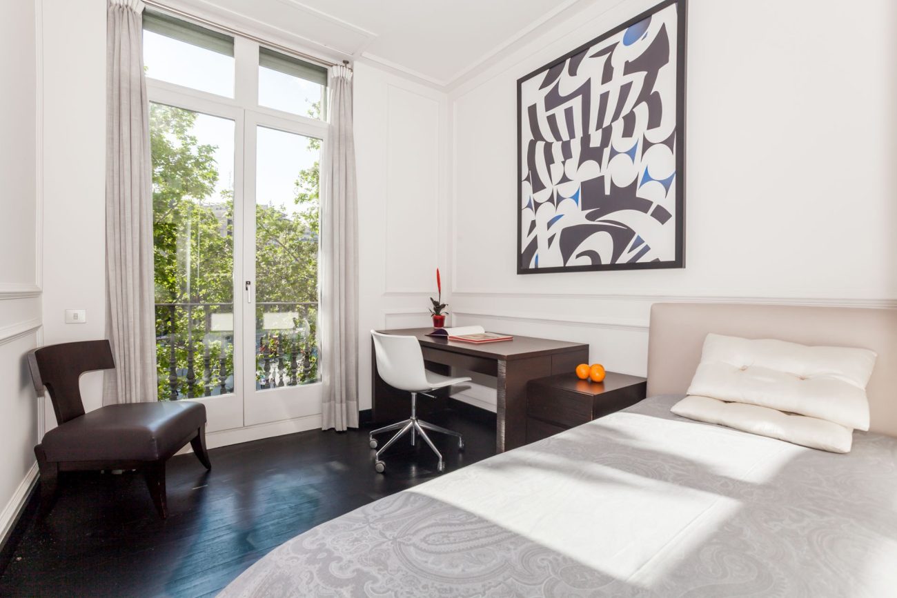 Spectacular flat in front of la Pedrera