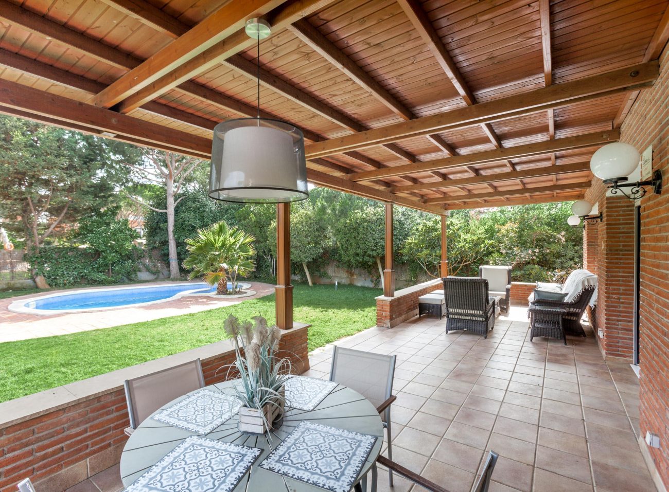 Exclusive home in the best residential area of Gavá Mar