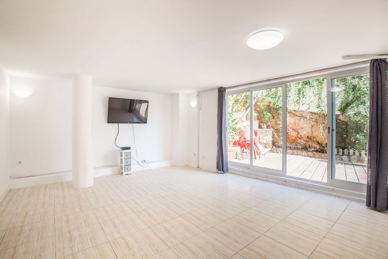 Bright house with sea views in Sitges