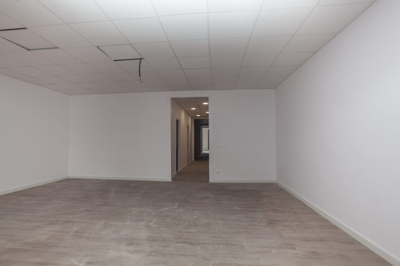 Office for rent on the main promenade of the city in the very center