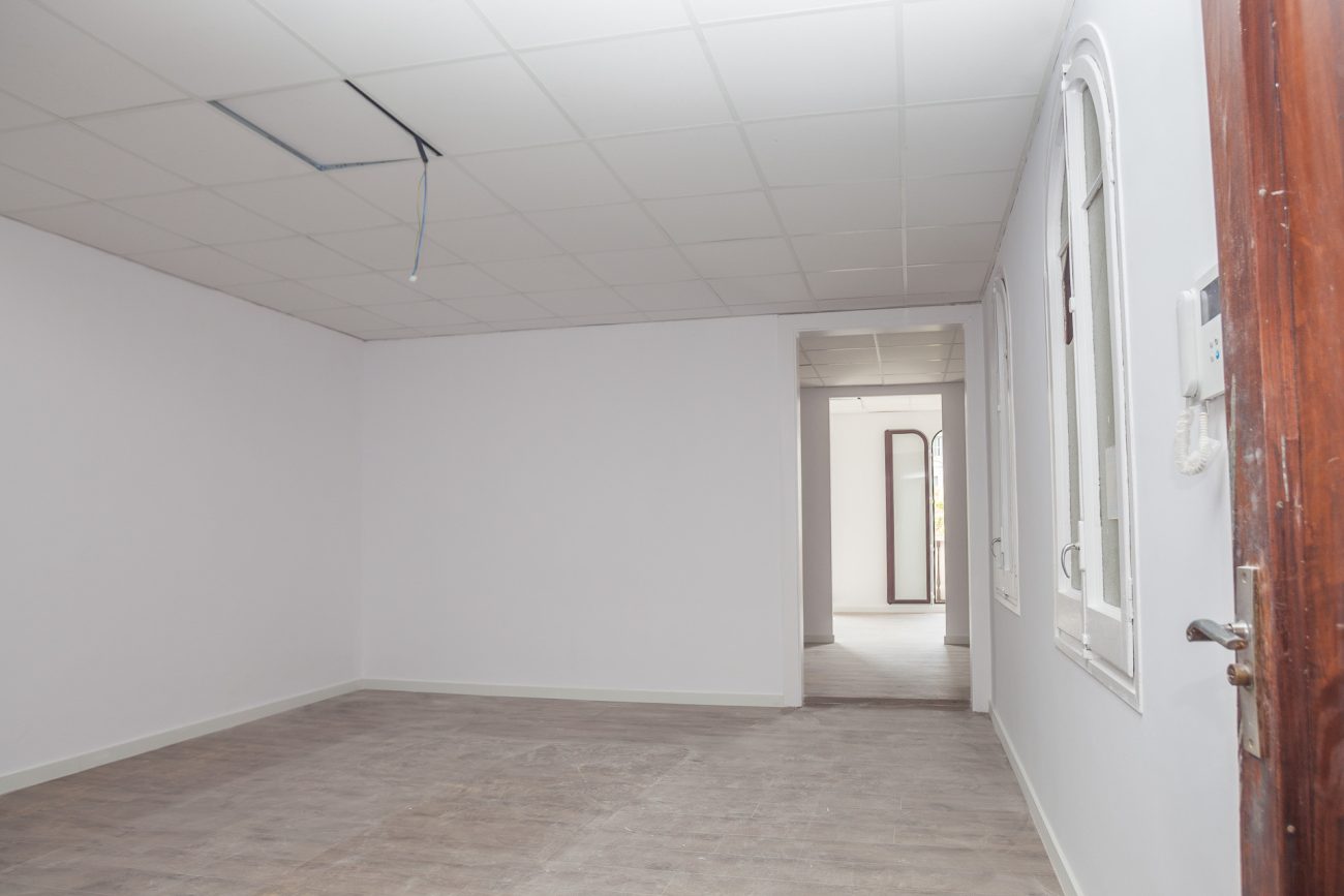 Office for rent on the main promenade of the city in the very center