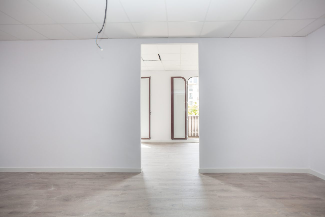 Office for rent on the main promenade of the city in the very center