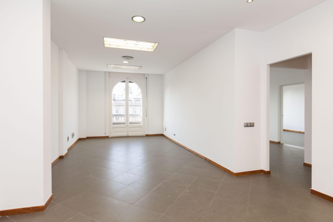 The prestige, historical value, luxury, and style of your office are indicators of your business status. Fantastic office space for rent that is meant to become the face of your business!