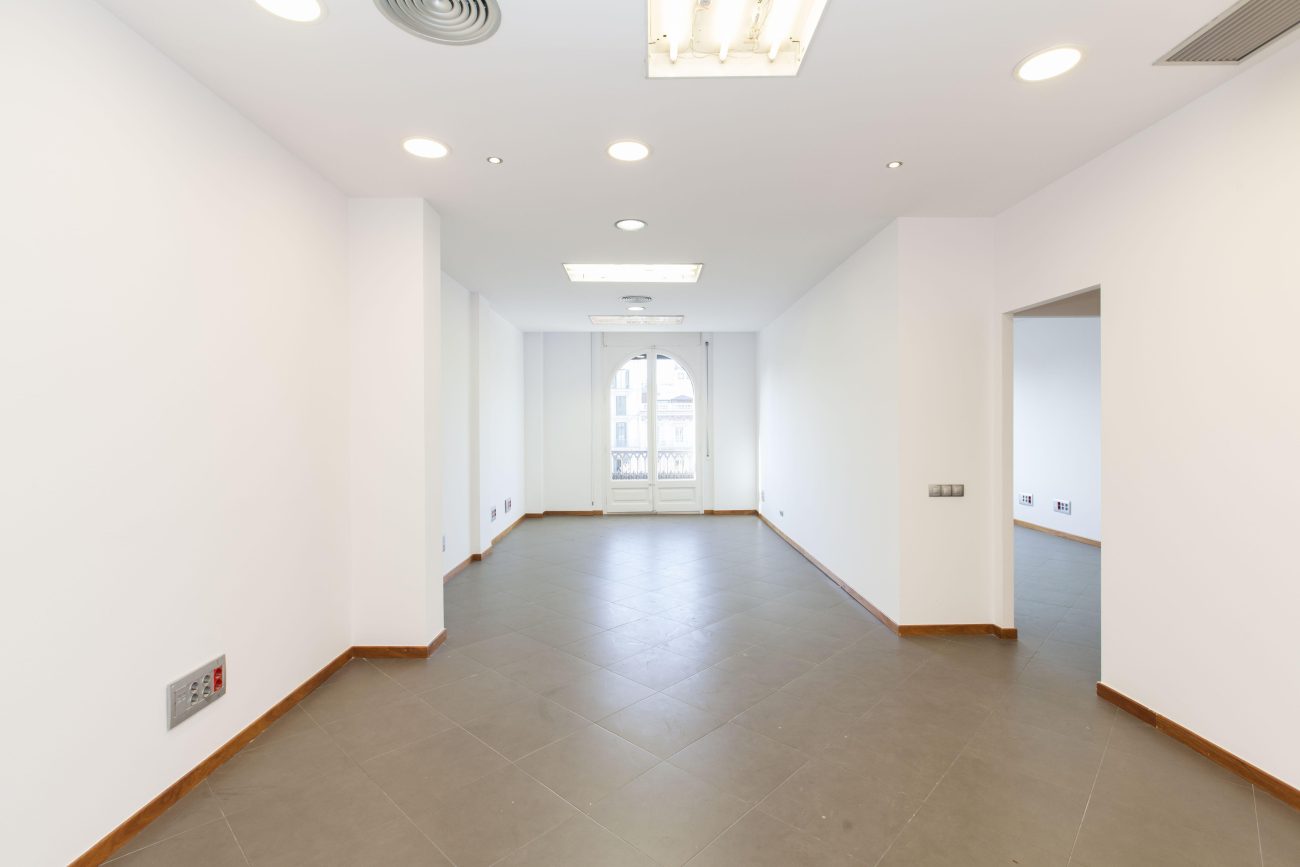 The prestige, historical value, luxury, and style of your office are indicators of your business status. Fantastic office space for rent that is meant to become the face of your business!