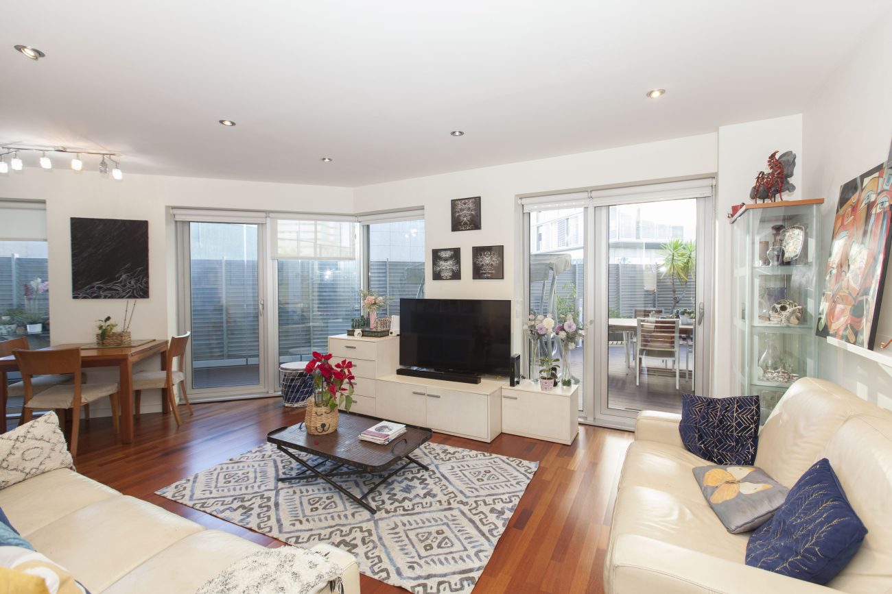 Spacious apartment with terrace in Diagonal Mar
