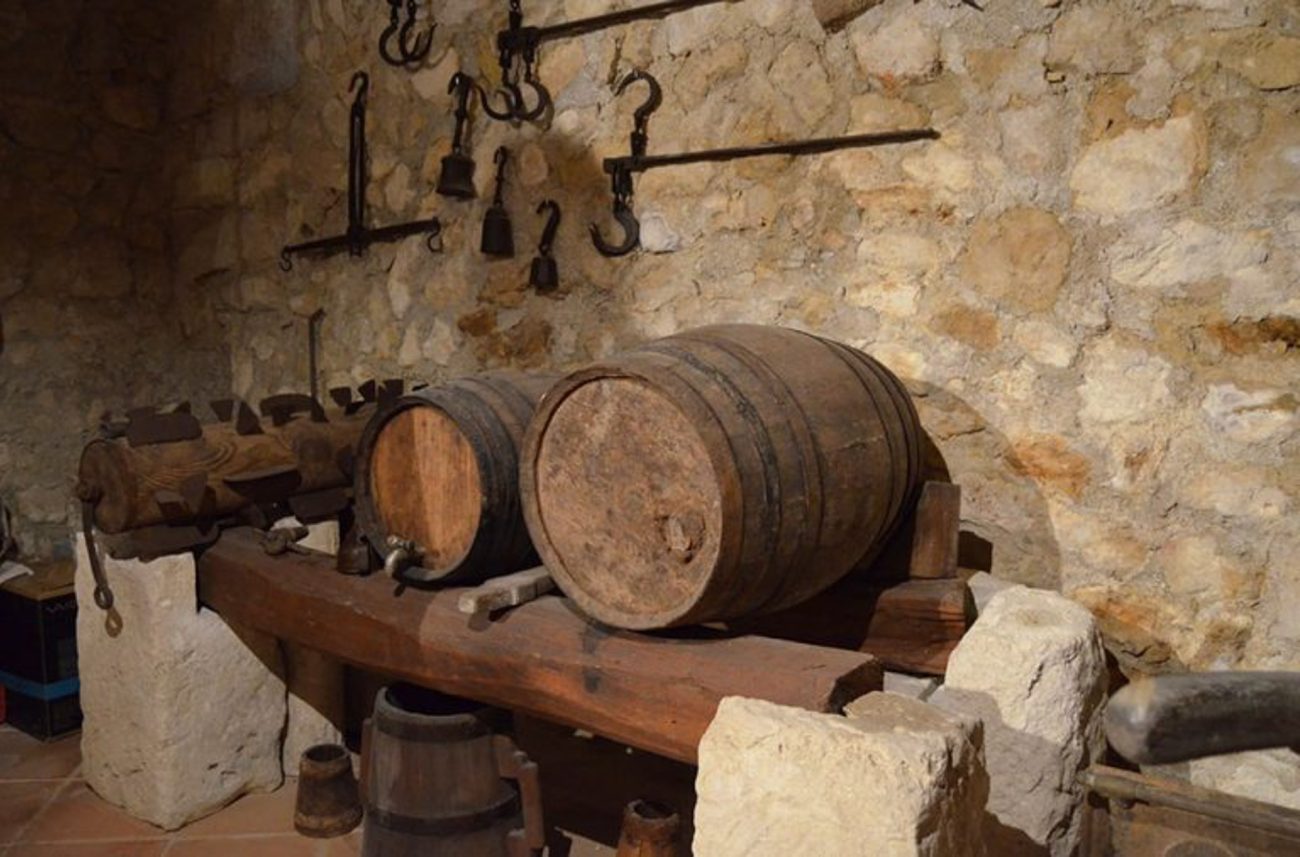 A winery for gastronomy and wine lovers