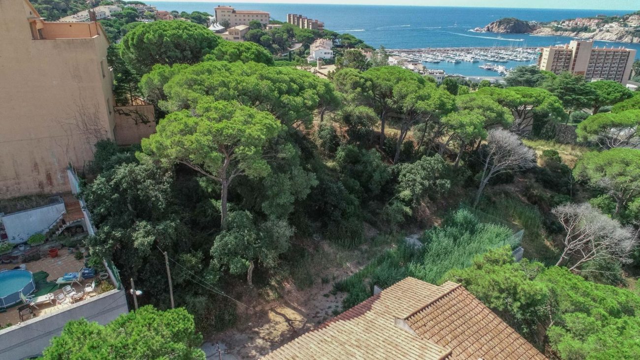 Unique plot with panoramic sea views in Sant Feliu de Guixols