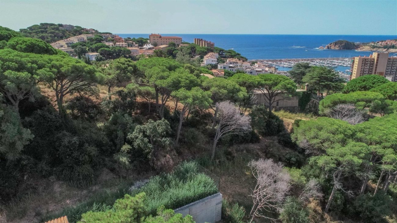 Unique plot with panoramic sea views in Sant Feliu de Guixols