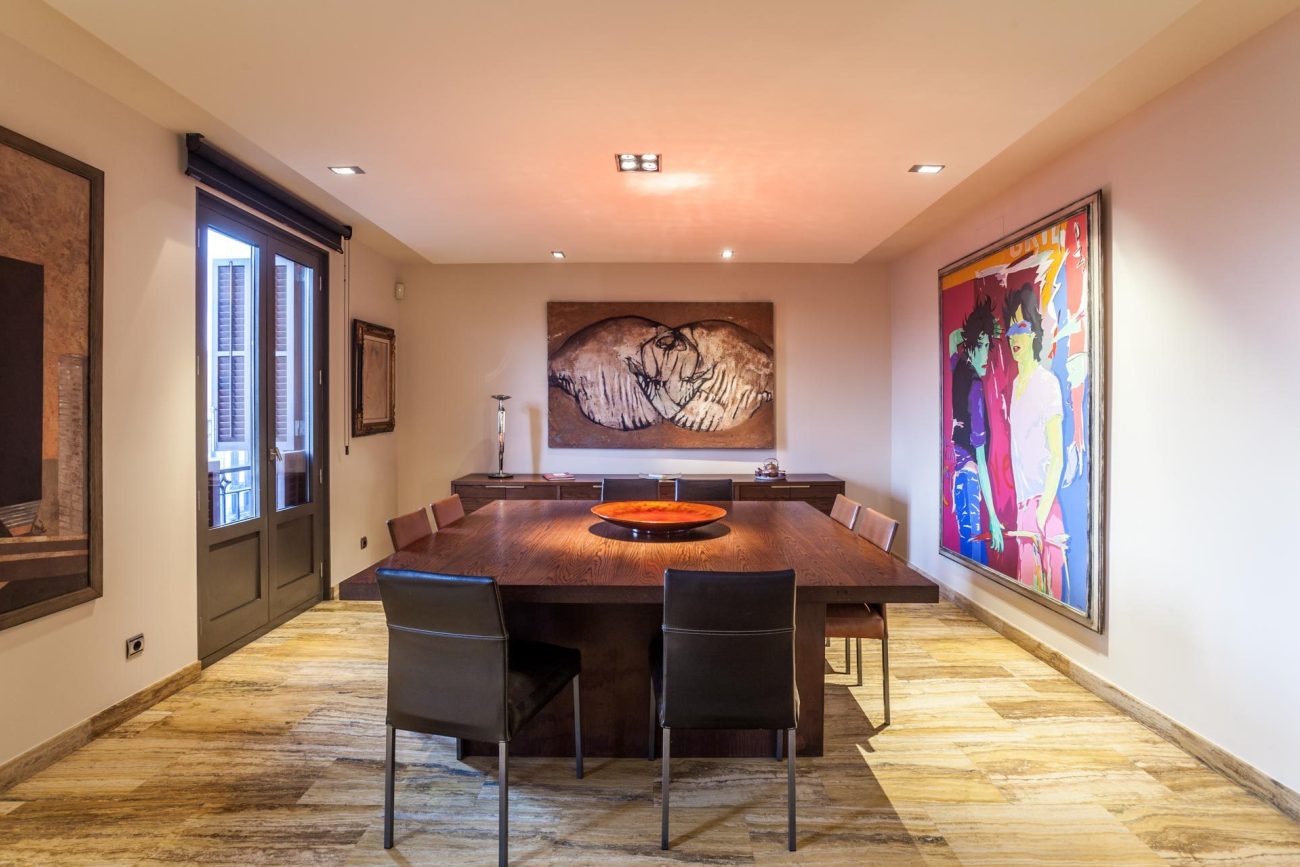 Charming Apartment on Paseo de Gracia: A Haven of Beauty and Style
