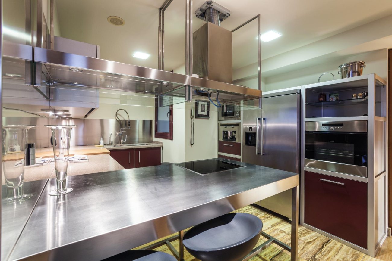 Charming Apartment on Paseo de Gracia: A Haven of Beauty and Style