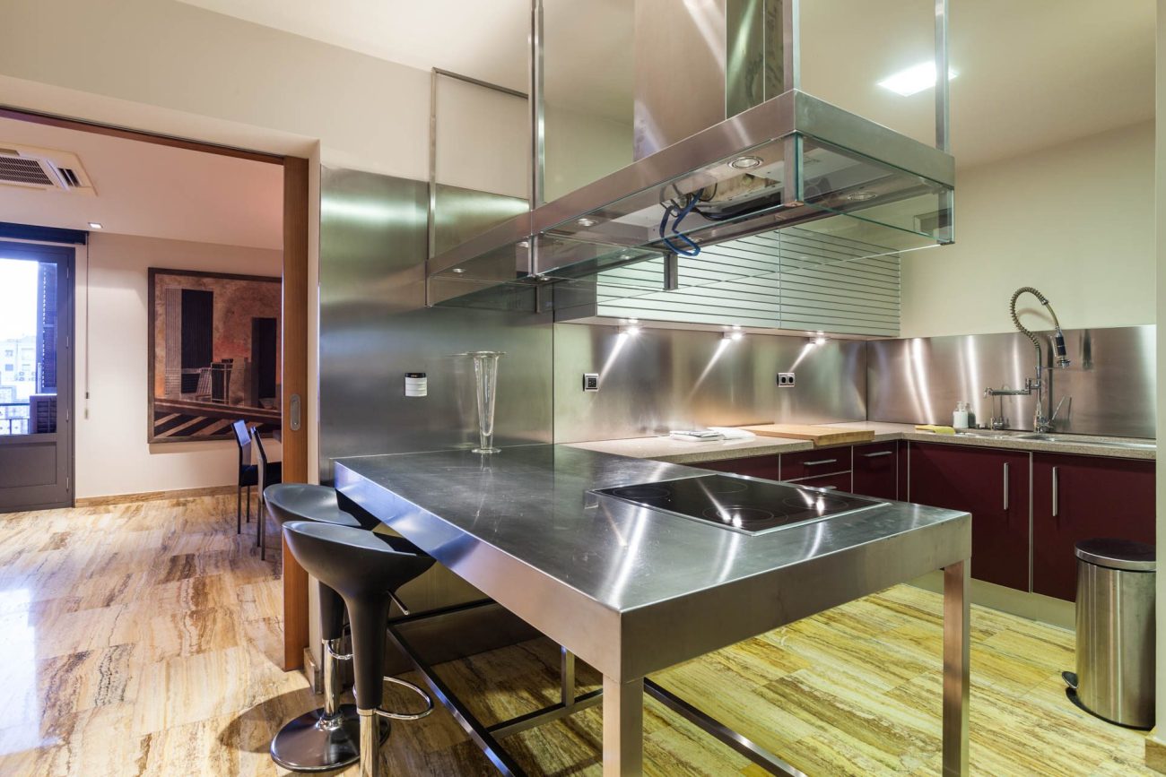 Charming Apartment on Paseo de Gracia: A Haven of Beauty and Style