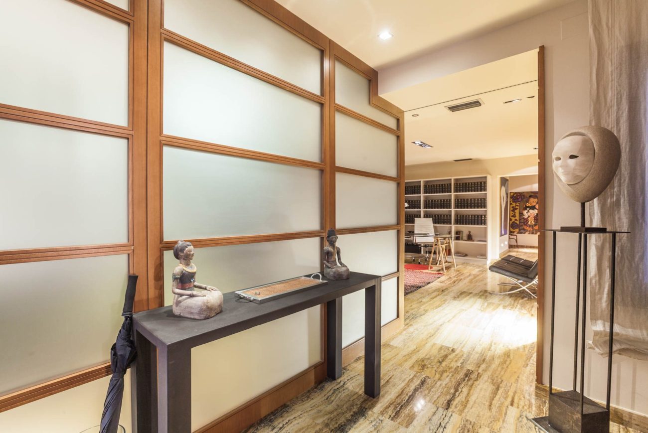 Charming Apartment on Paseo de Gracia: A Haven of Beauty and Style