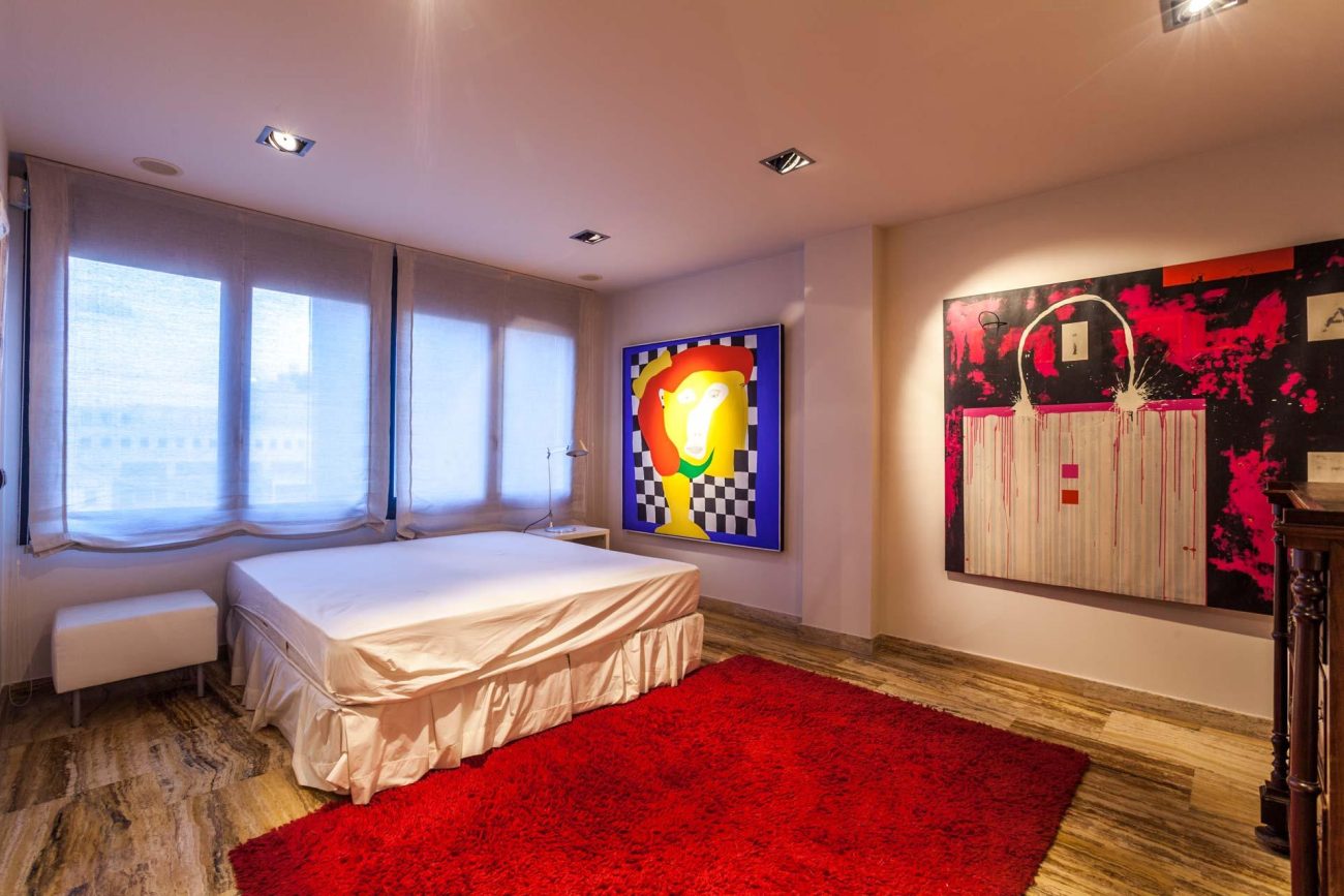 Charming Apartment on Paseo de Gracia: A Haven of Beauty and Style