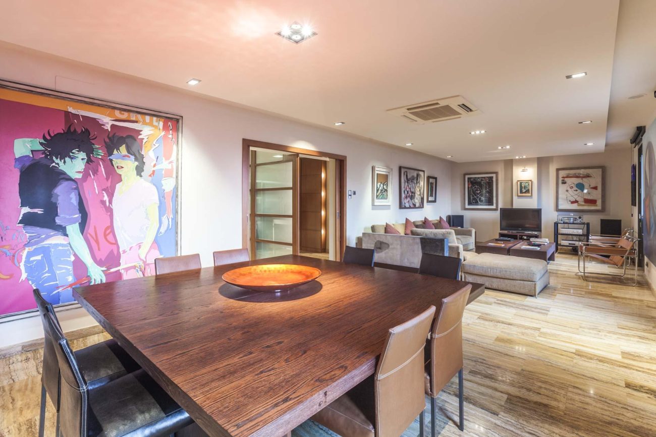Charming Apartment on Paseo de Gracia: A Haven of Beauty and Style