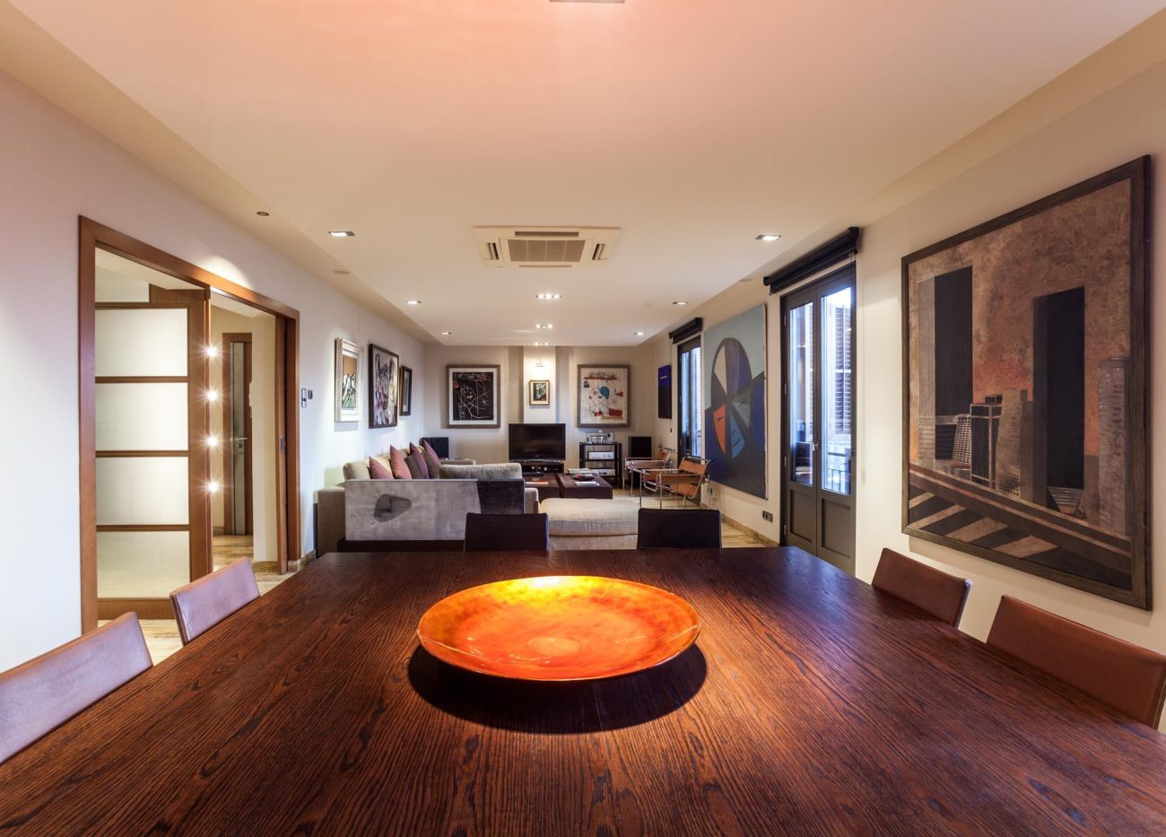 Charming Apartment on Paseo de Gracia: A Haven of Beauty and Style