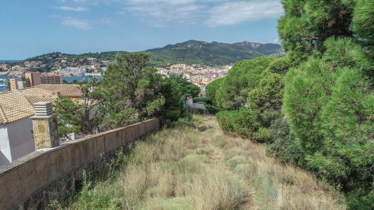 Unique plot with panoramic sea views in Sant Feliu de Guixols