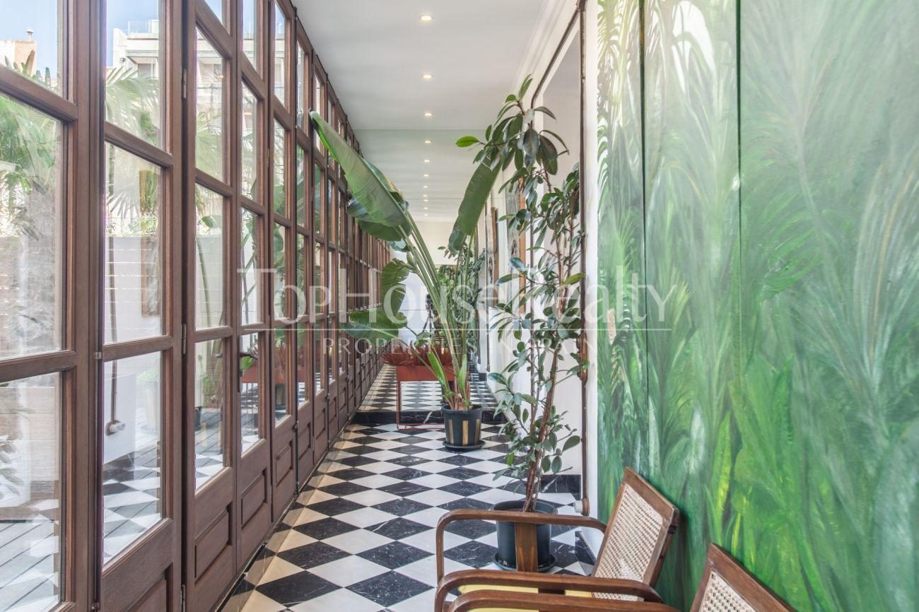 Spectacular flat in the Golden Square of Barcelona