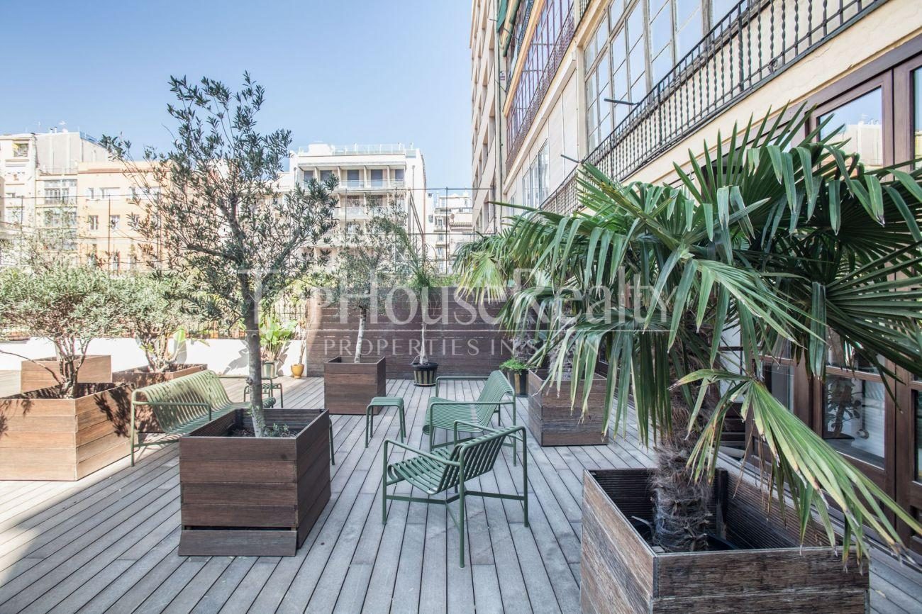 Spectacular flat in the Golden Square of Barcelona