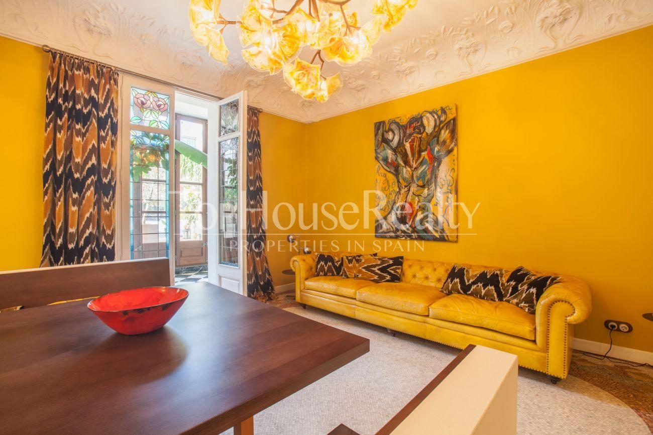 Spectacular flat in the Golden Square of Barcelona