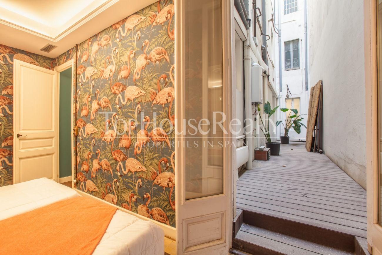 Spectacular flat in the Golden Square of Barcelona