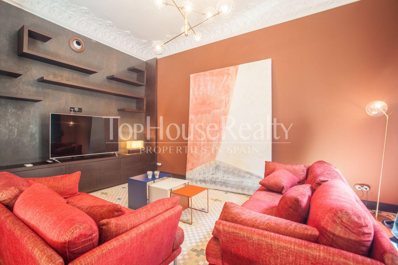Spectacular flat in the Golden Square of Barcelona