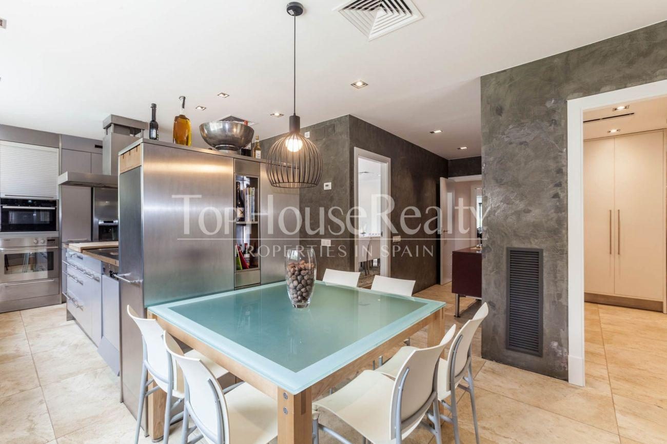 Modern house in Pedralbes