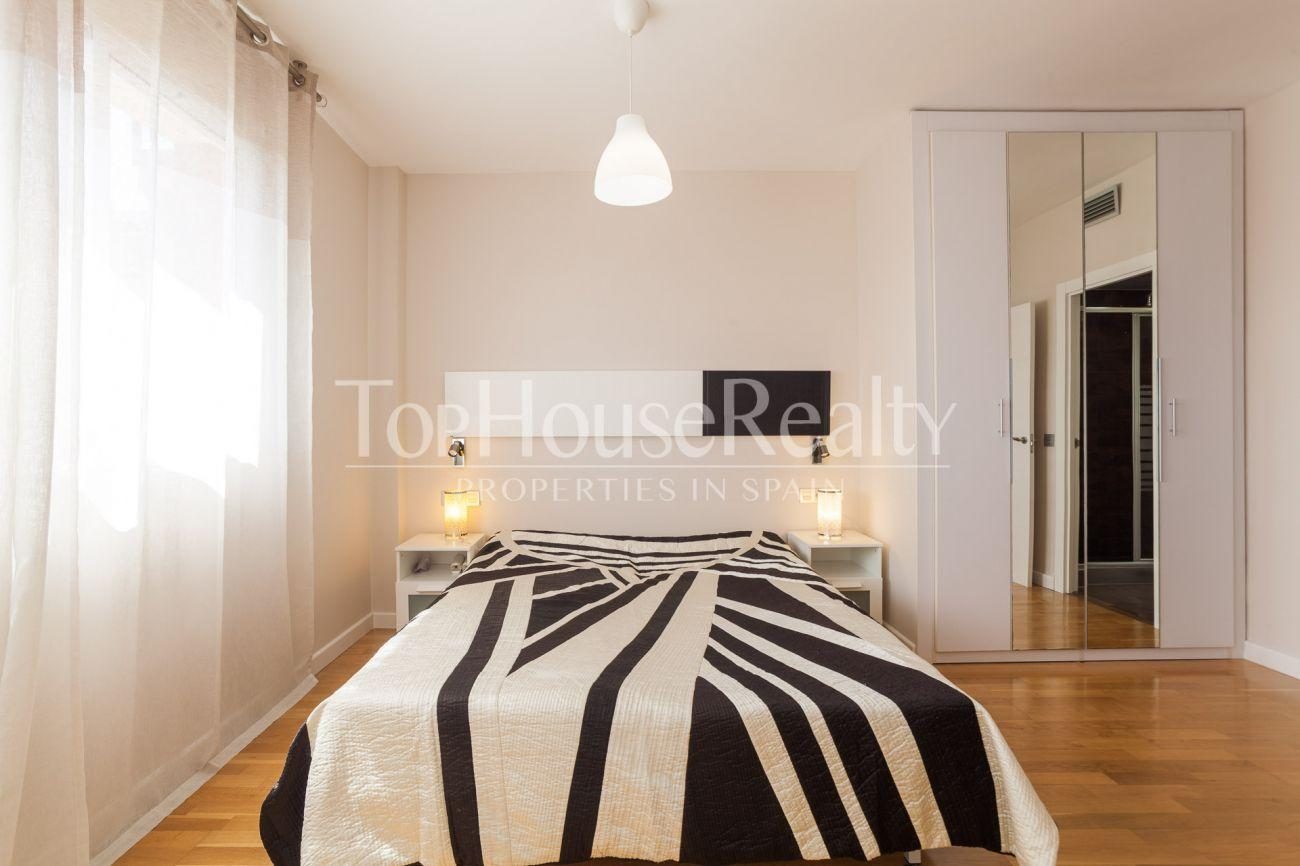 Nice and sunny apartment near Anec Blau shopping centre
