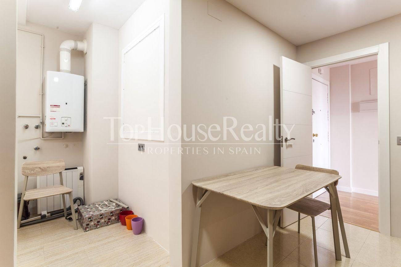 Nice and sunny apartment near Anec Blau shopping centre
