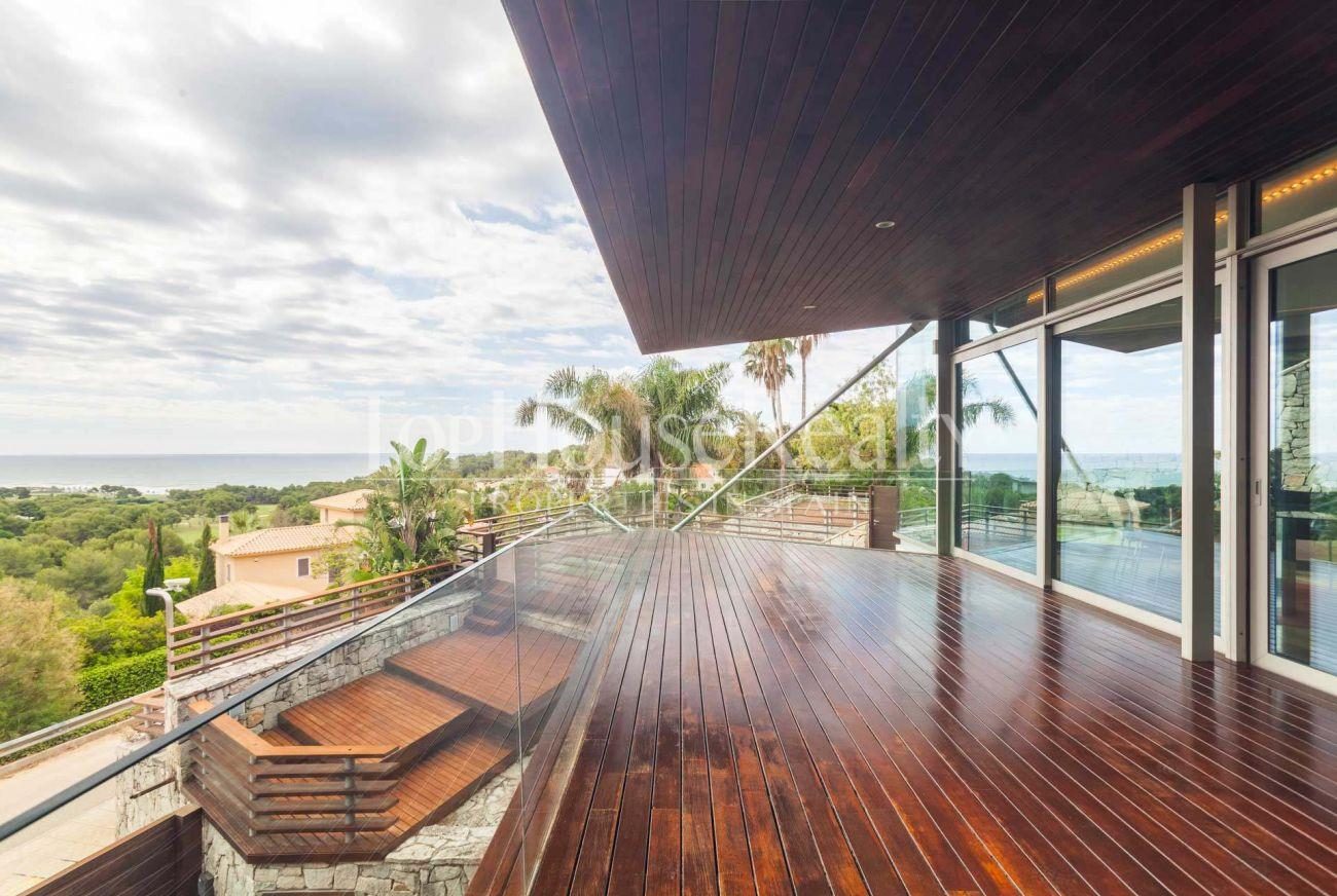 Magnificent modern house with views in Can Girona, Sitges