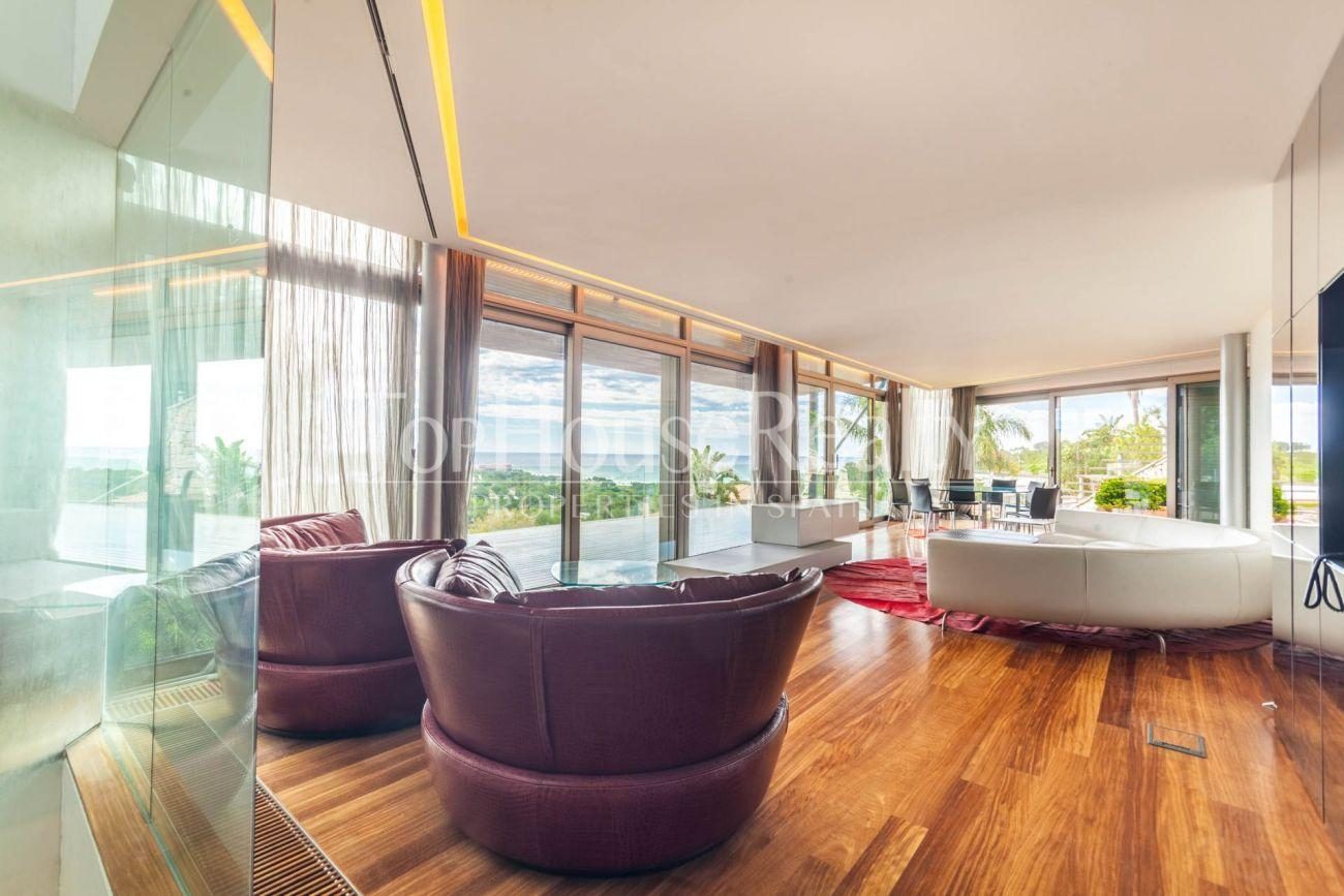 Magnificent modern house with views in Can Girona, Sitges