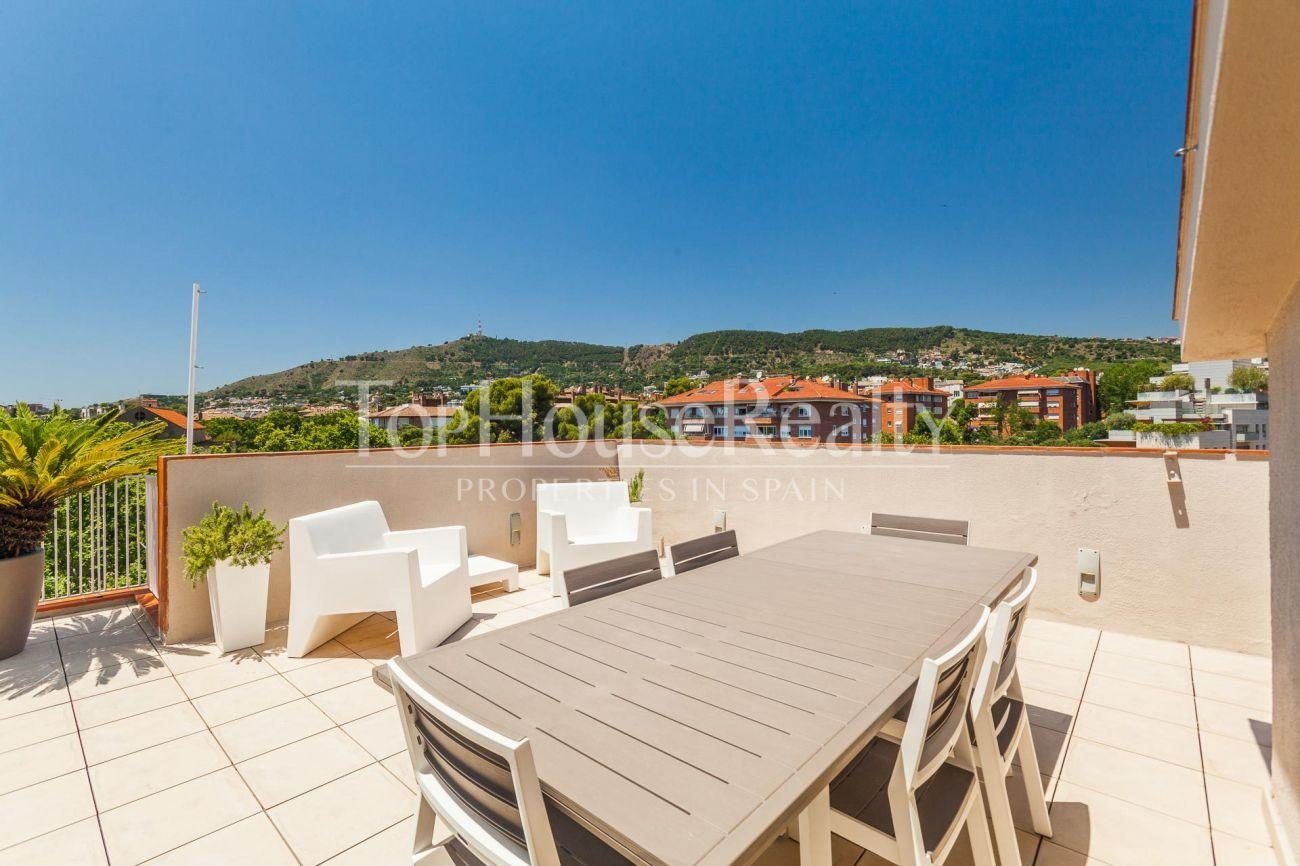 Bright penthouse in Pedralbes