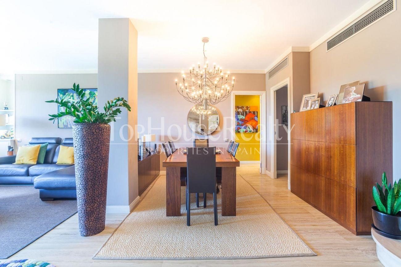 Bright penthouse in Pedralbes