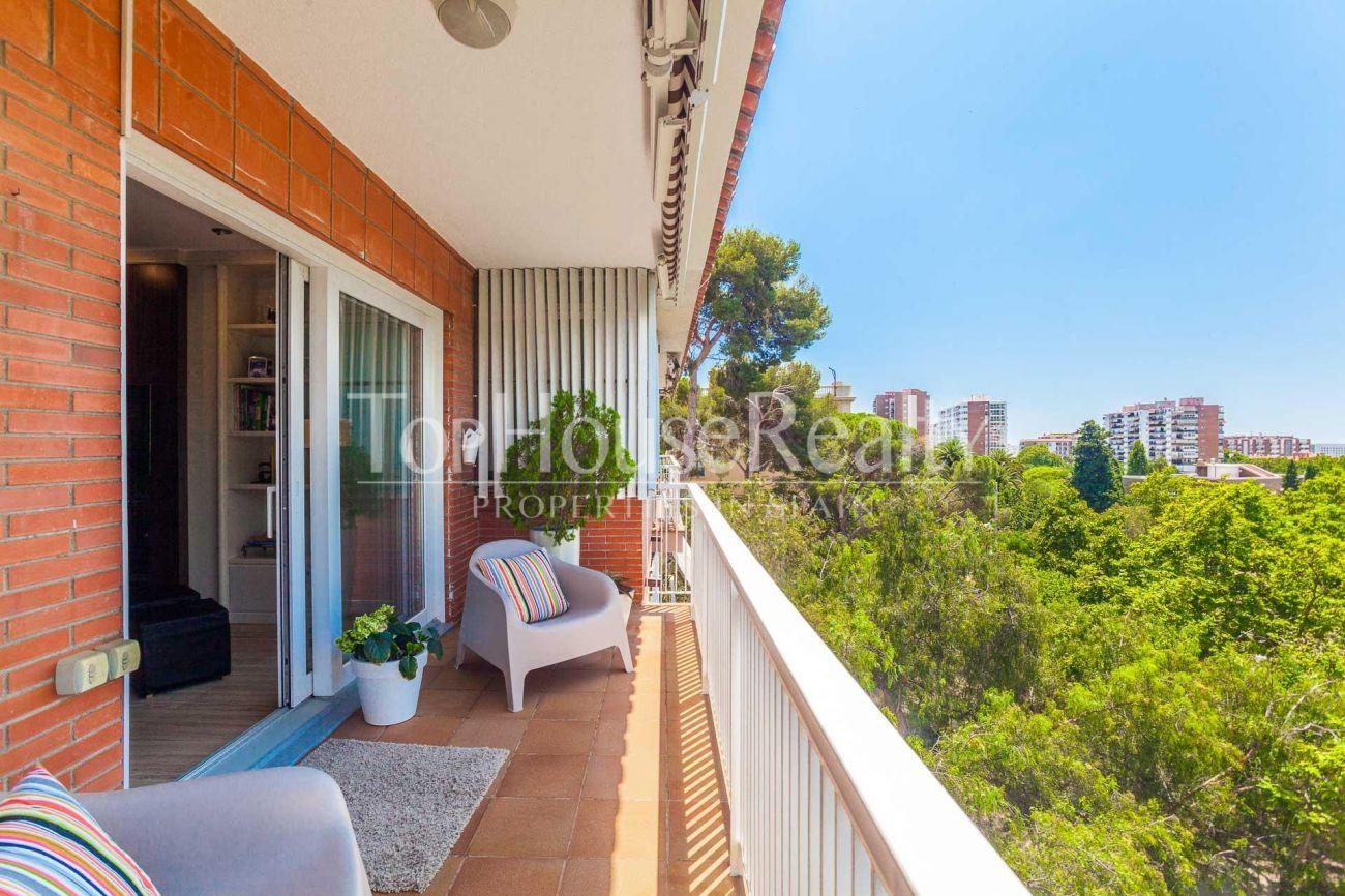 Bright penthouse in Pedralbes