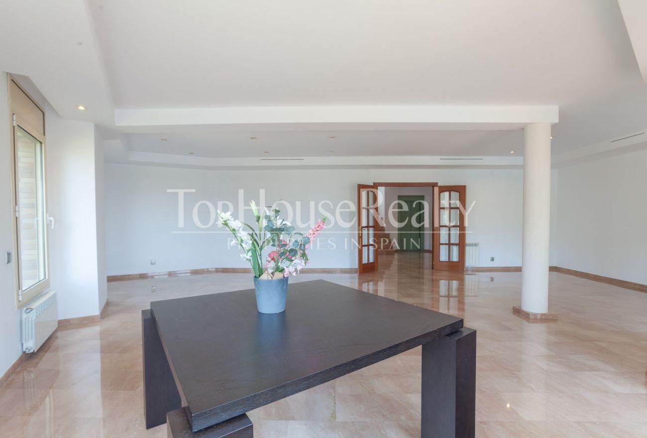 Large villa in the exceptional area of Sant Just Desvern