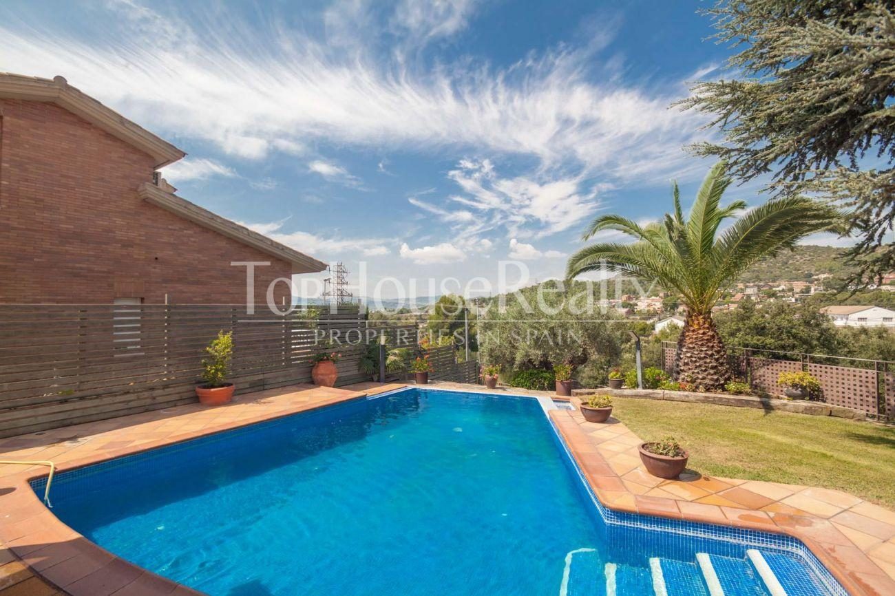 Large villa in the exceptional area of Sant Just Desvern